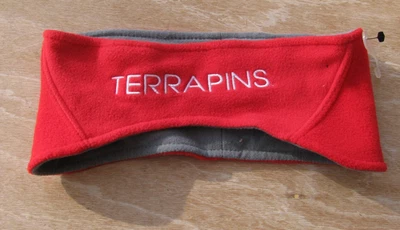 全新 MARYLAND TERRAPINS UNDER ARMOUR 冷齿轮头带 耳朵 保暖 女士 TERPS — 第 1/3 张图片