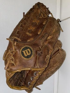 Wilson George Brett A2244 11" Baseball Glove RHT Snap Action Split Hinge - Picture 1 of 9