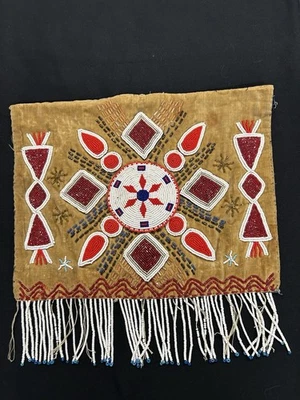 Ropa decorativa vintage nativa americana colgante de pared con cuentas Foto 1 de 4