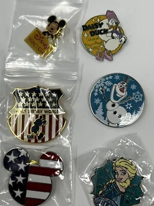 Disney 6 Pins Badge Bundle, Stars & Strippes & Disney World . 2000-2002 - Picture 1 of 5