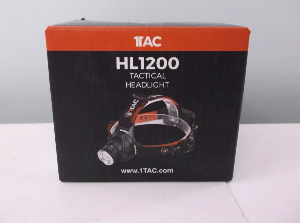 Тактическая перезаряжаемая фара 1TAC HL1200 1200 люмен CREE XM-L2 2x18650 - Изображение 1 из 4
