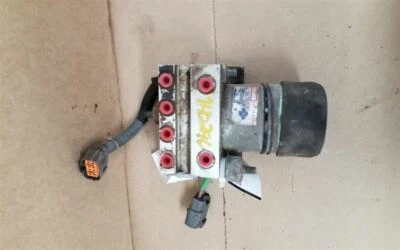 Anti-Lock Brake Part Assembly Thru VIN 302424 Fits 95-97 MAZDA MILLENIA 43639 - Image 1 of 4