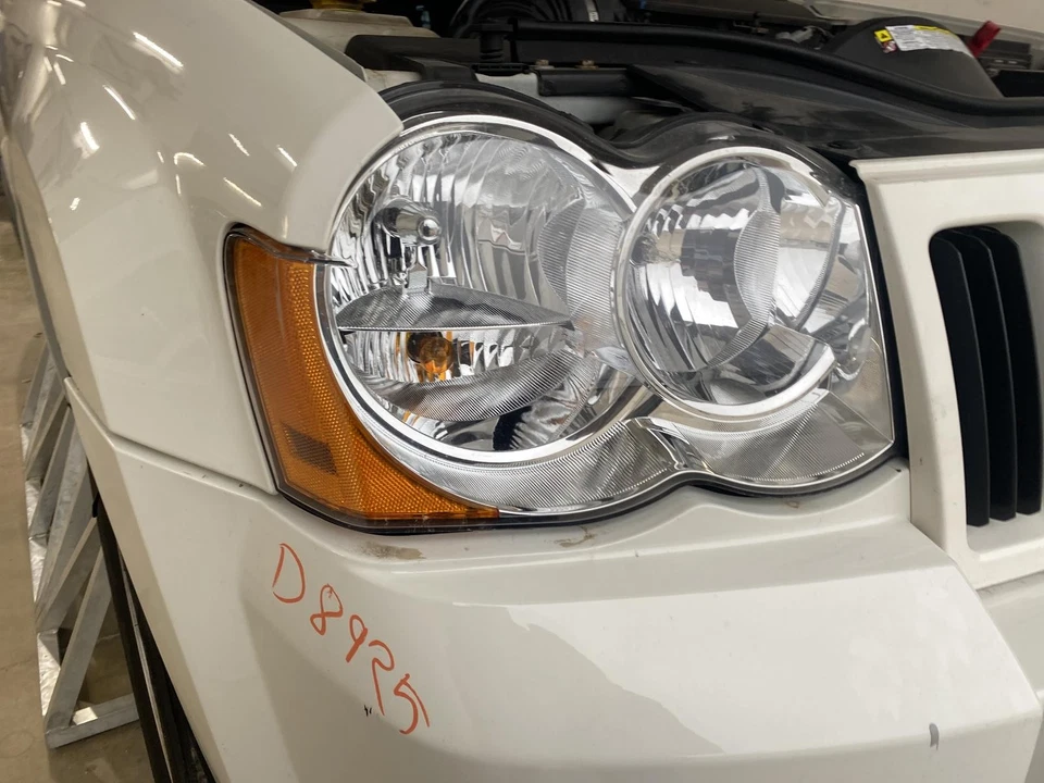 Conjunto de faros derechos usados se adapta a: Jeep Grand Cherokee 2009 sin grado derecho HID Foto 1 de 4