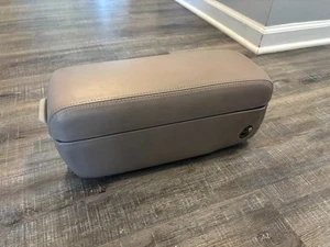 1989-1990 Cadillac SDV FWD Fleetwood FWD Center Armrest Console TAN OEM - Picture 1 of 6