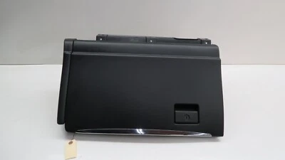 Infiniti QX56 QX80 2011-2017 OEM tablero delantero derecho guantera compartimento de almacenamiento Foto 1 de 4