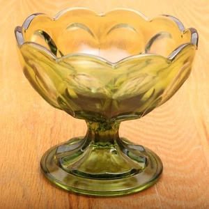 Vintage Green Glass Oval Pattern Ice Cream Sundae Sherbet - Picture 1 of 5