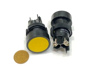 2 x Yellow Push Button Switch NO 22mm CNC round LA38-11 XB2-EA142 Momentary G2 - Picture 1 of 3