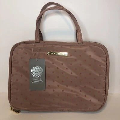 Bolsa de viagem feminina Vince Camuto rosa para higiene pessoal nova – pequena/média - Imagem 1 de 3