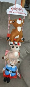 Colgante Rudolph Nariz Roja Reno Hermey Clarice Peluche Juguetes en Columpio de Madera NUEVO - Imagen 1 de 7
