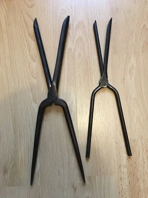 Fers à friser anciens - Photo 1/3