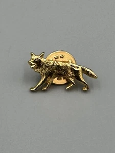 Gold Colored Wolf Small Lapel Pin - Picture 1 of 4