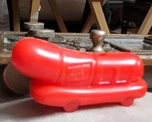 Vintage Plastic Red Oscar Meyer Weiner Mobile Whistle - Picture 1 of 5