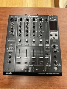 Pioneer DJ DJM-900SRT 4-Channel Serato Pro DJ Mixer EXCELLENT FAST SHIP L@@@K!!! - Picture 1 of 7