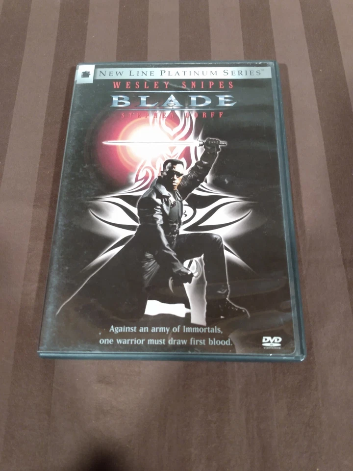 Blade (DVD) Wesley Snipes Free Shipping — 第 1/1 张图片