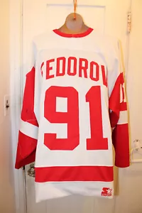 Maglia bianca STARTER Detroit Red Wings Sergei Fedorov #91 NHL XL VINTAGE anni 90 **LEGGI* - Foto 1 di 14