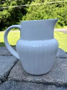 Corning Ware Tableware Casual French White Ribbed Pitcher Vase Farmhouse 80 oz - Picture 1 of 11