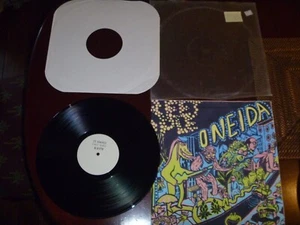 LOT 2 VINYL LP ALBUM ONEIDA 25 SUAVES RARE 80s PUNK ROCK METAL LIVE - Picture 1 of 6