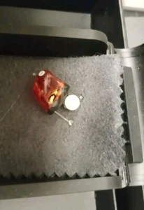 OTICON Siya 2 IIC - Hearing Aid (invisible-in-the-canal) Right Side Only Damaged - Picture 1 of 10