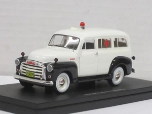GMC Suburban 1952 Ambulance weiß/schwarz NEU Esval EMUS43085D 1:43 limitiert - Bild 1 von 9