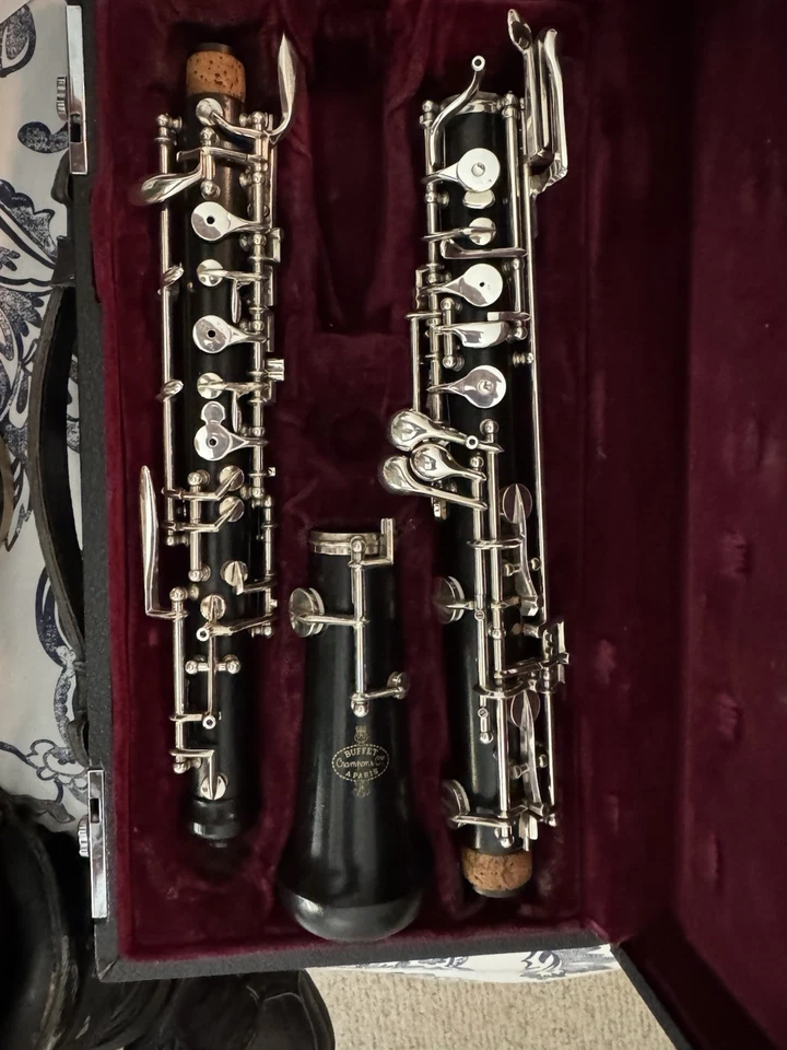 Oboe Buffet Crampon Serie # 27832 Foto 1 de 1