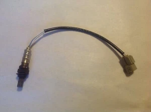 1821365G00 Stock 2002 Suzuki aero O2 sensor used - Picture 1 of 8