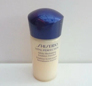 Shiseido Vital-Perfection White Revitalizing Emulsion Enriched, 15ml/0.5oz, New! - Picture 1 of 4