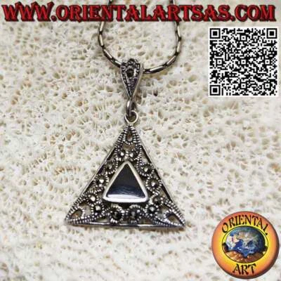 Ciondolo in argento 925 triangolare con onice triangolare contornata da marcasit - Immagine 1 di 4
