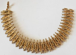 Brazalete de eslabones de cadena texturizados vintage firmado AVON 7,25" - Imagen 1 de 3
