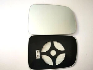 HONDA HR-V CR-V 1997-2006  WING MIRROR GLASS  HEATED RIGHT - Picture 1 of 1