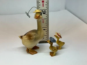 Hagen Renaker Vintage Goose & Goslings Wearing Hats Miniature Geese Figurines - Picture 1 of 13