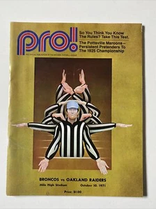 1971 NFL Football Program DENVER BRONCOS vs OAKLAND RAIDERS October 10, 1971 - Picture 1 of 12