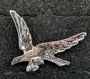 Large vintage Eagle  Silver tone lapel or hat pin Size 1" by 1-1/2" wide. - Picture 1 of 1