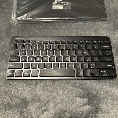 Samsung Model EE-BT550 Wireless Bluetooth Keyboard & USB cord, Tested. - Image 1 of 4