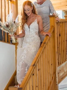 Essense of Australia Wedding Dress size 8 Petite Ivory - Picture 1 of 9