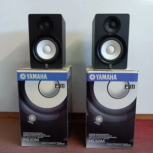 Pareja Monitores Yamaha HS 50M - Imagen 1 de 17