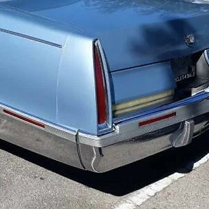 Cadillac Fleetwood tracción trasera: 1993, 1994, 1995, 1996, extensión del parachoques izquierdo - azul Foto 1 de 4