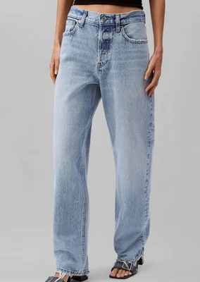 Calvin Klein Women's 90's Loose Mid Rise Relaxed Slim Taper Size 25w NWT - Image 1 of 4