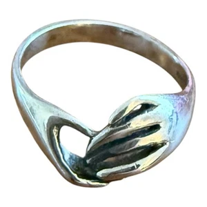 Retired James Avery Clasping Hands Ring Size 5.75 Sterling Silver 925 - Picture 1 of 5