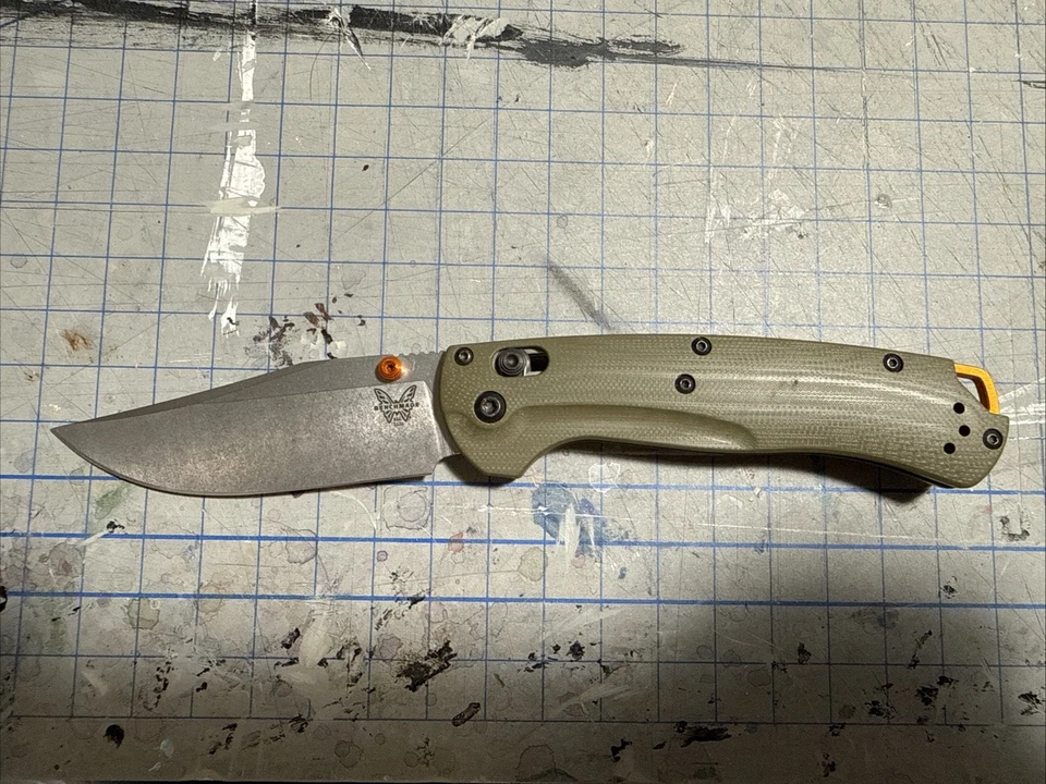 Benchmade Tagged Out 5336 - Image 1 of 4