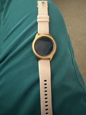 Samsung Galaxy Watch Rose Gold  - Image 1 of 4