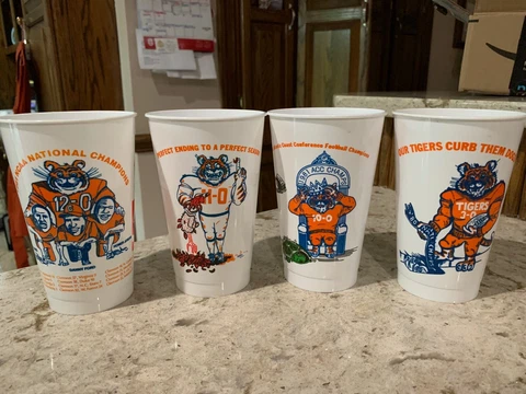 4 CLEMSON TIGERS 1981 National Championship Cups Cover