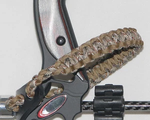 Tiro con arco bosque multi camuflaje oro bronceado bling cabestrillo correa muñeca ENVÍO GRATUITO - Imagen 1 de 2