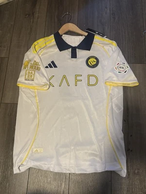 Camiseta Al Nassr 2025/26 Ronaldo #7 Jugador Verison Talla XL Foto 1 de 2