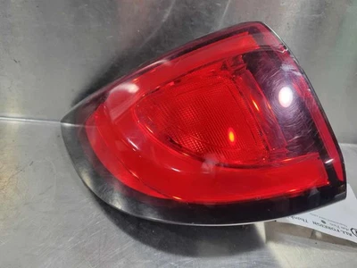 17 18 19 20 CHRYSLER PACIFICA Tail Light Assembly Left - Image 1 of 2