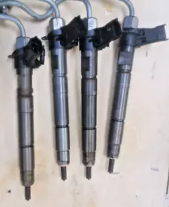 Fuel injector CHRYSLER, DODGE, JEEP 2.8 CRD 2005- 0445115067 - Picture 1 of 2