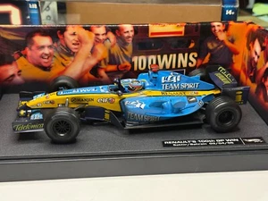 Hot Wheels 1/18 Renault R25 Fernando Alonso 2005 Bahrain/Sakhir ‘100°’ Vittoria - Foto 1 di 3