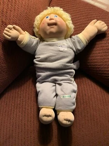 CABBAGE PATCH KIDS Doll 1982 Curly Blonde Hair, Kitty Cat Leisure Suit COLECO - Picture 1 of 9