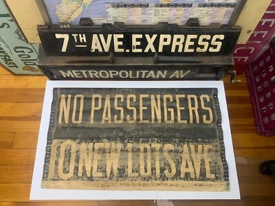 SIGNO ANTIVUELCO TROLLEY AUTOBÚS DE Nueva York brooklyn sin pasajeros lotes nuevos avenue crown heights Foto 1 de 4