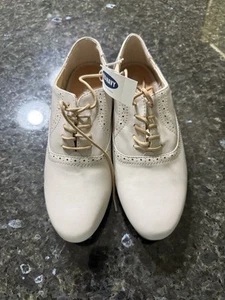 Old Navy Damen Oxford Budapester Flügelspitzen US-Größe 8 UKSize 5,5 neu Etikett hellbraun - Bild 1 von 14