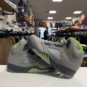 Size 10.5 - Jordan 5 Retro Green Bean - Picture 1 of 8